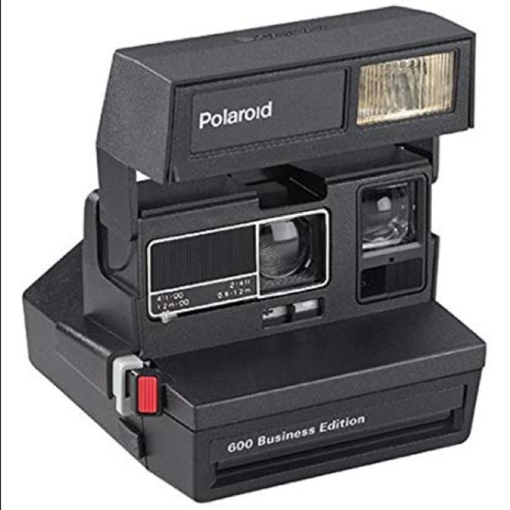 BRAND NEW, UNUSED: Polaroid 600 Camera - Black